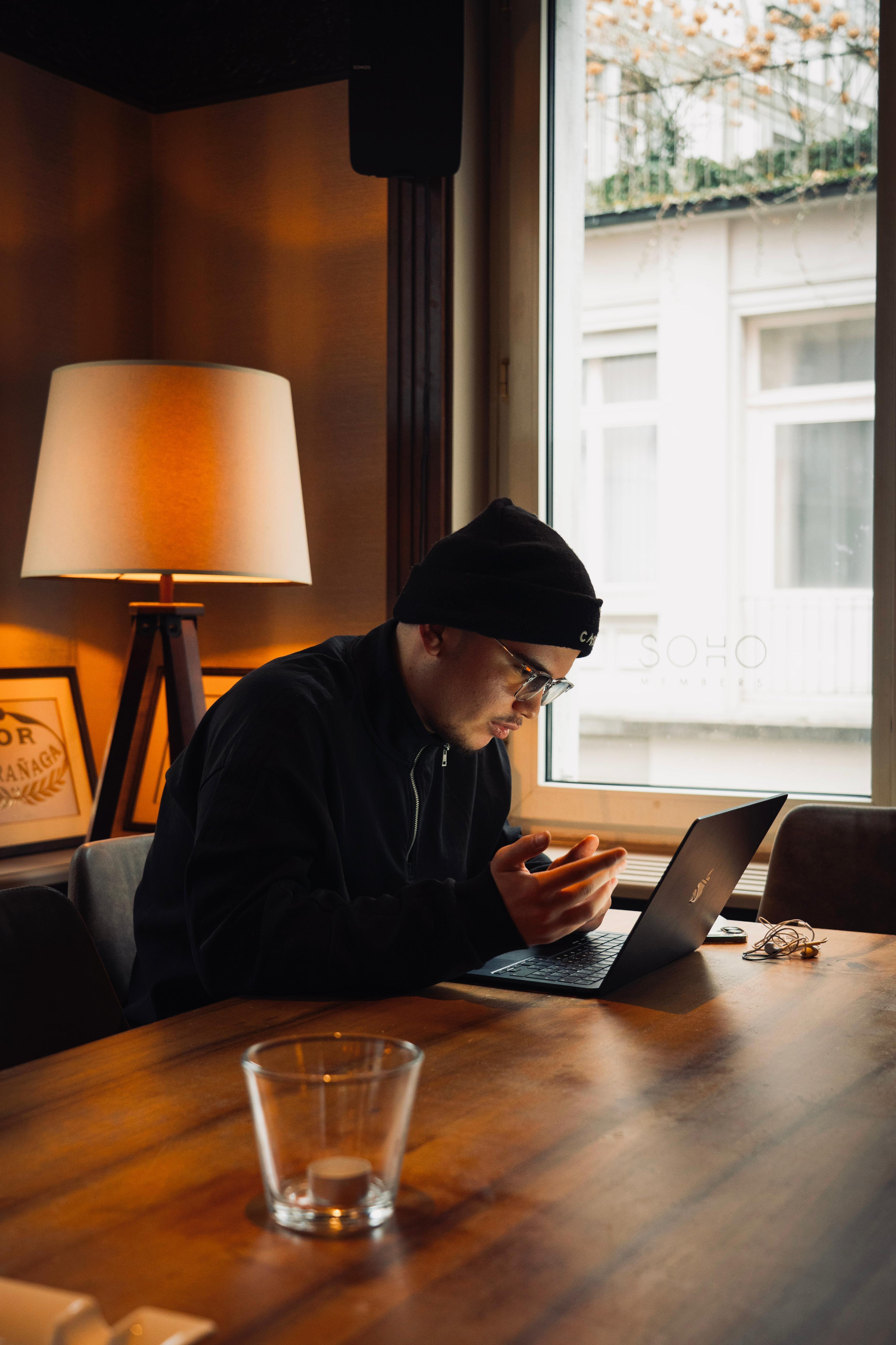 Engjull at a laptop — the first trades at age 16